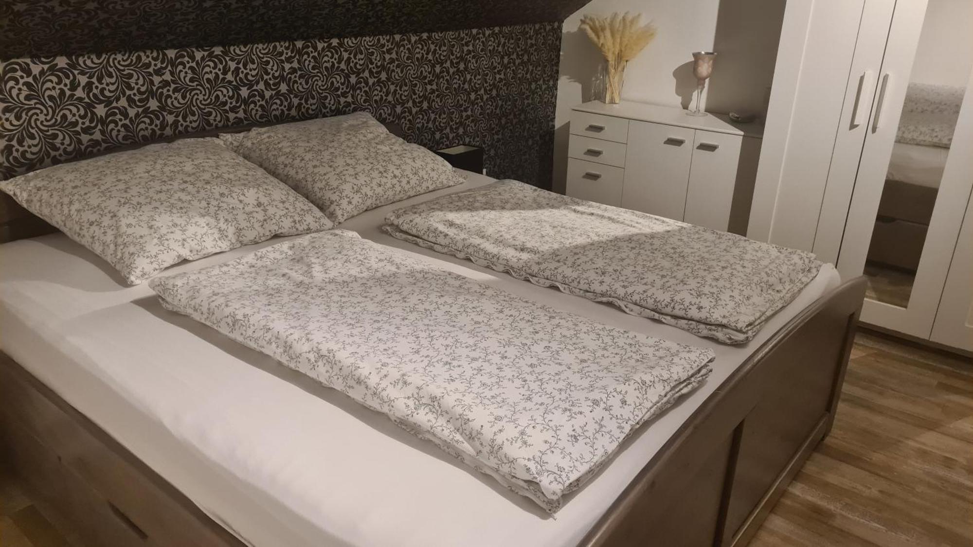 Ferienwohnung Lilith Brilon Ngoại thất bức ảnh